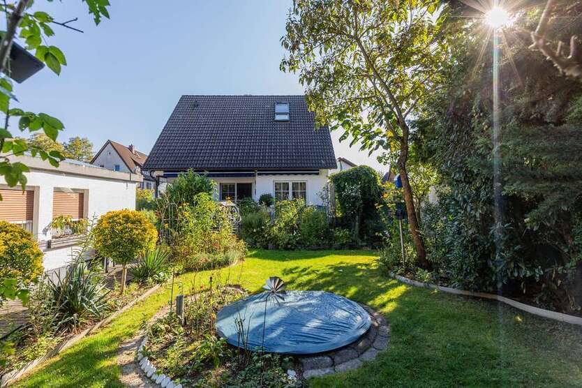 Haus zum Kaufen in Rüsselsheim 699.000 € 181.95 m²