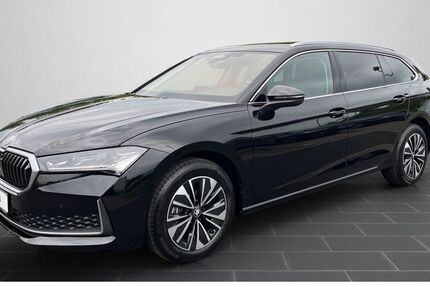 Skoda Superb 9.999 km 45.480 € Wiesbaden 65197