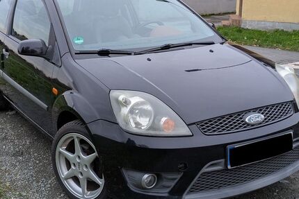 Ford Fiesta 111.878 km 3.000 &euro; Oberursel 61440