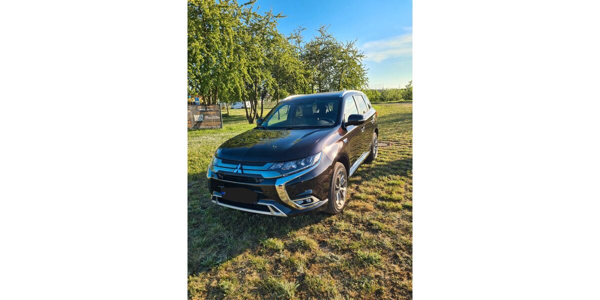Mitsubishi Outlander 97.505 km 18.300 &euro; Appenheim 55437
