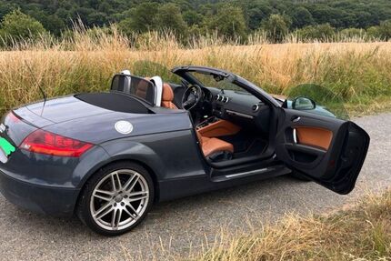 Audi TT 147.000 km 12.450 € Wiesbaden 65207