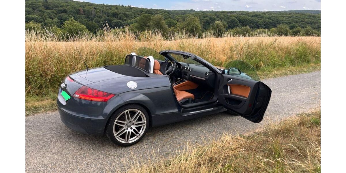 Audi TT 147.000 km 12.450 € Wiesbaden 65207