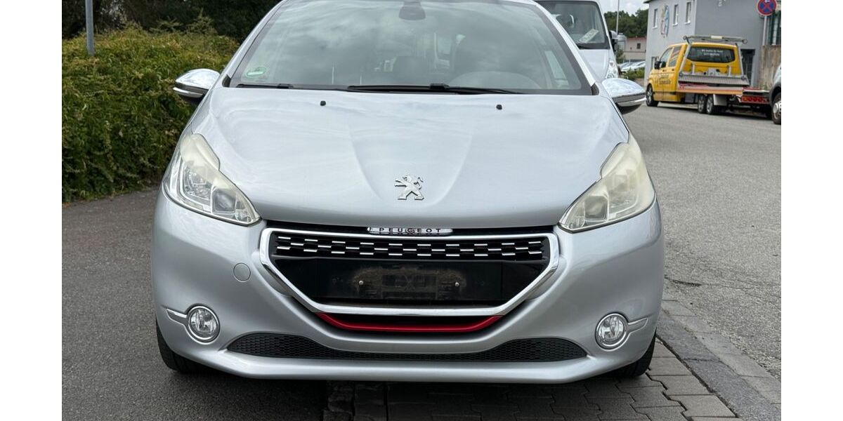 Peugeot 208 77.472 km 7.999 &euro; Kelkheim 65779