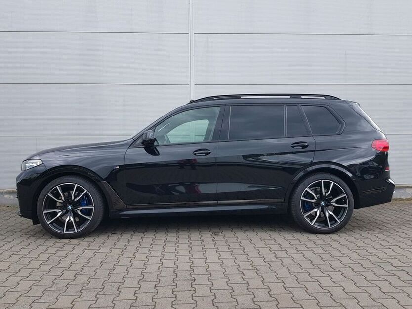 X7