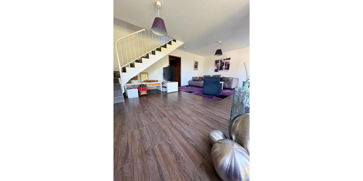 Erdgeschoßwohnung Niedernhausen - 4.5 Zimmer, 111 m&sup2;, 420.000&euro; | Angebot:26339903