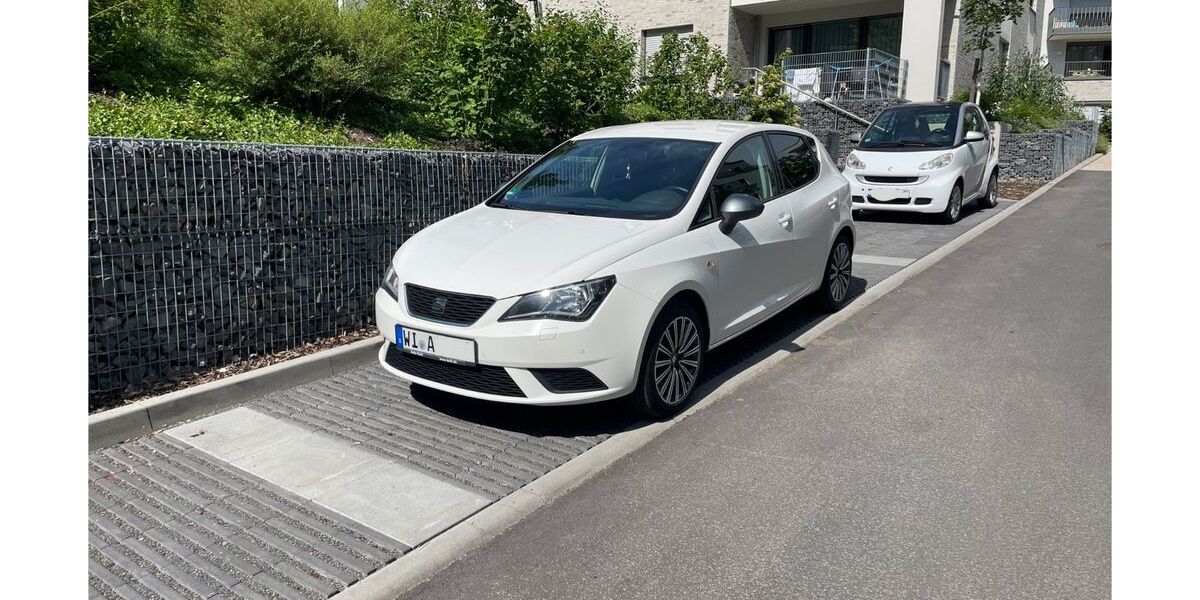 Seat Ibiza 103.500 km 10.500 &euro; Wiesbaden 65199