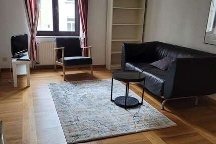 Wohnung Frankfurt am Main - 2 Zimmer, 43 m&sup2;, 1.200&euro; | Angebot:25401294