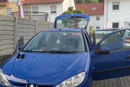 Peugeot 206 228.000 km 599 &euro; Rüsselsheim 65428