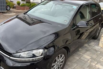 VW Golf 89.000 km 12.500 &euro; Stadecken-Elsheim 55271