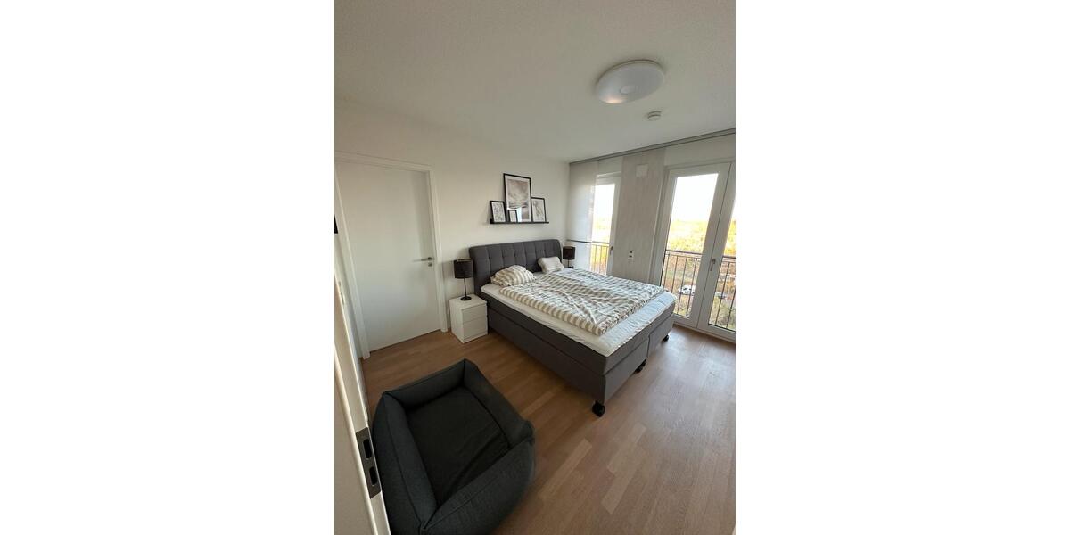 Hochwertige teilmöblierte 3-Zimmer-Etagenwohnung mit Balkon! 3 zimmer