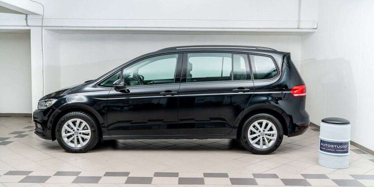 VW Touran 60.801 km 25.900 &euro; Nieder-Olm 55268