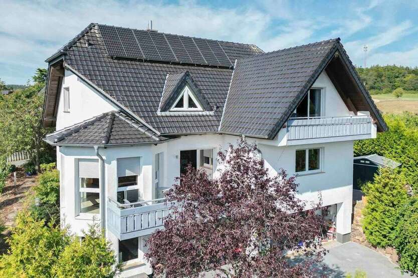Haus zum Kaufen in Schlangenbad 827.000 € 207 m²