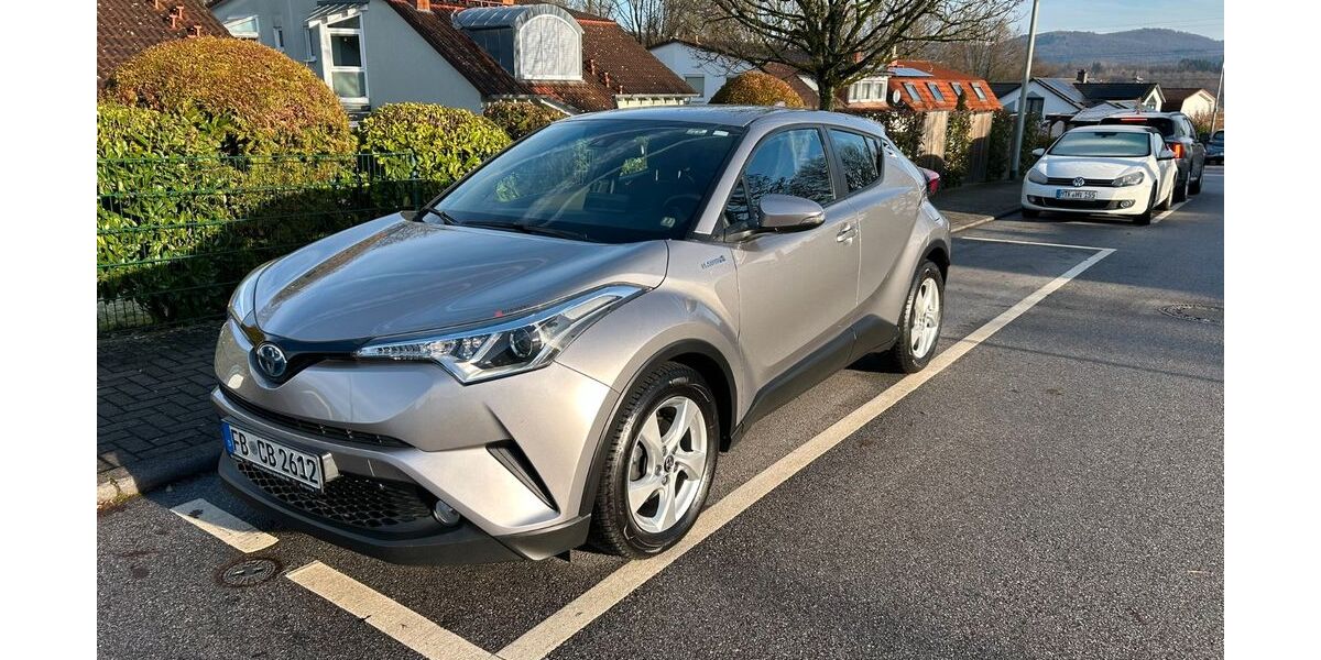 Toyota C-HR 104.232 km 16.490 &euro; Eppstein 65817
