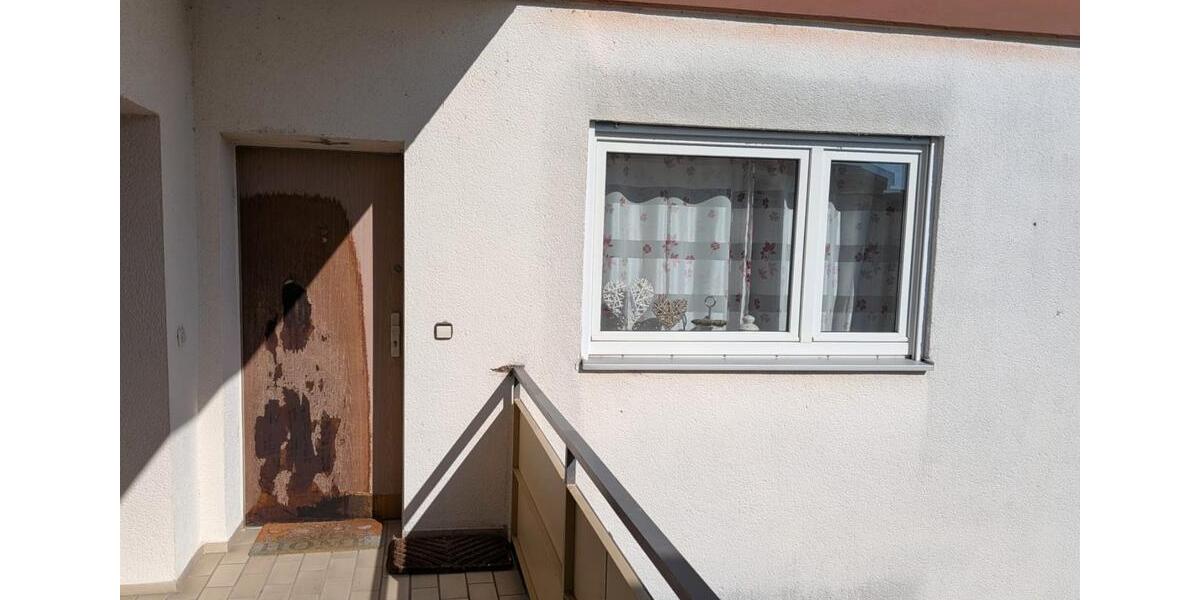 Etagenwohnung Rüsselsheim am Main - 4 Zimmer, 111 m&sup2;, 299.000&euro; | Angebot:26957220