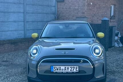 Mini Cooper SE 92.000 km 14.900 &euro; Schlangenbad 65388