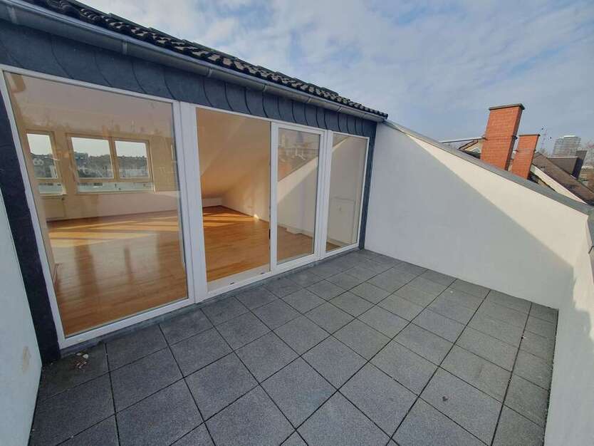 Wohnung zum Mieten in Frankfurt 1.640 € 113 m²