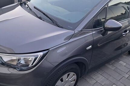 Opel Crossland (X) 47.600 km 10.800 &euro; Wiesbaden 65189