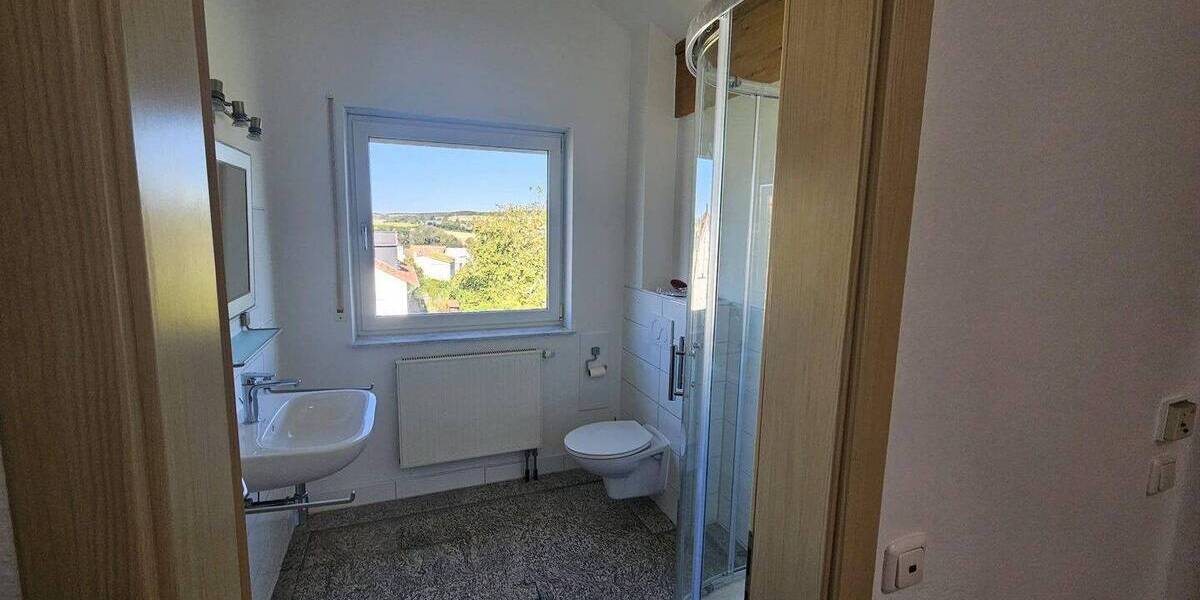Doppelhaushälfte Taunusstein-Wehen Wehen - 6 Zimmer, 178 m&sup2;, 2.100&euro; | Angebot:26886571
