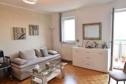 Wohnung zum Kaufen in Neu-Isenburg 152.000 € 47.59 m² 2 zimmer