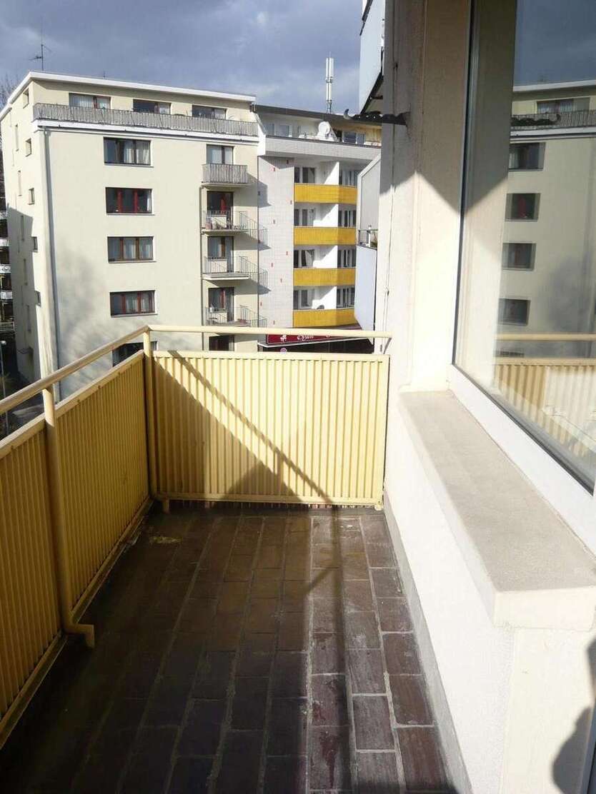 Wohnung zum Mieten in Frankfurt am Main 950 € 66.01 m² 2 zimmer