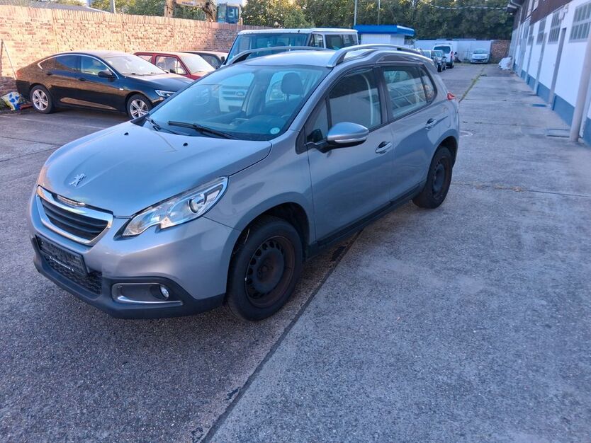 Peugeot 2008 135.196 km 3.899 € Frankfurt am Main 60388