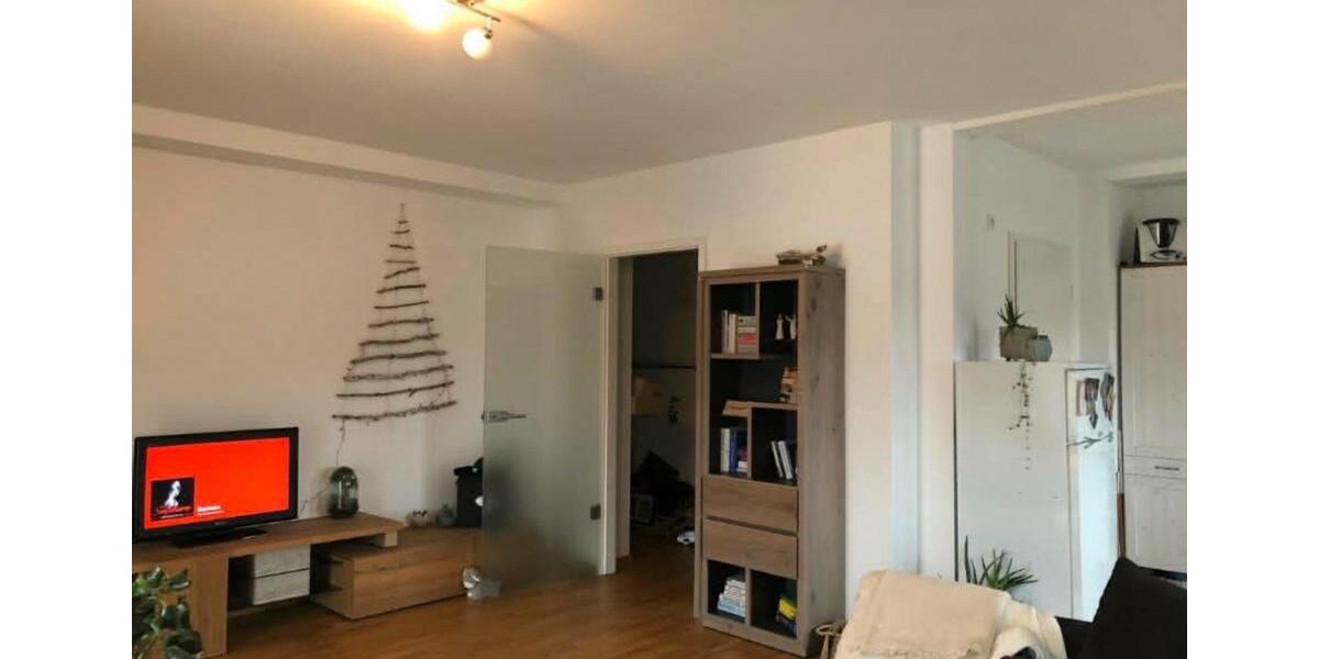 Etagenwohnung Selters (Taunus) - 3 Zimmer, 90 m&sup2;, 900&euro; | Angebot:25275707