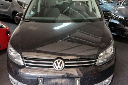 VW Touran 243.000 km 8.700 € Rüsselsheim 65428