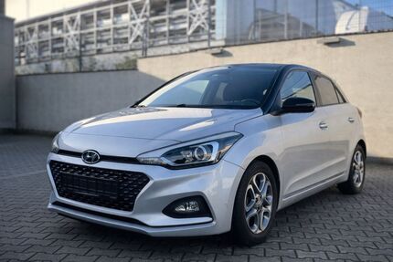Hyundai i20 133.350 km 8.699 &euro; Kelkheim 65779