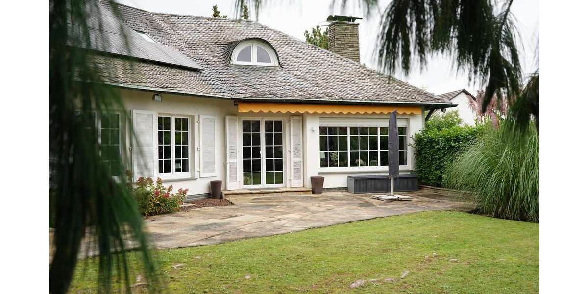 Einfamilienhaus Rüdesheim am Rhein - 9 Zimmer, 390 m&sup2;, 1.790.000&euro; | Angebot:24996372