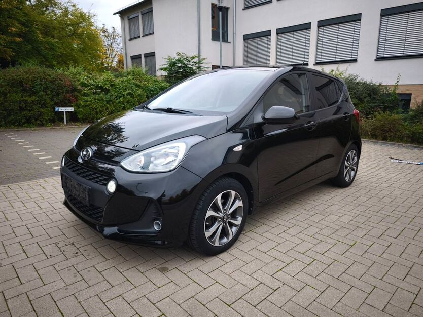 Hyundai i10 39.000 km 11.450 € Wiesbaden 65199
