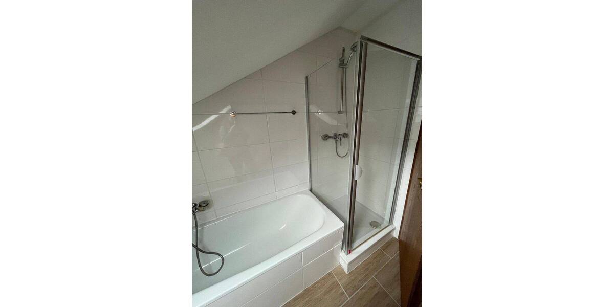 Etagenwohnung Niederselters Niederselters - 4 Zimmer, 110 m&sup2;, 900&euro; | Angebot:26805141