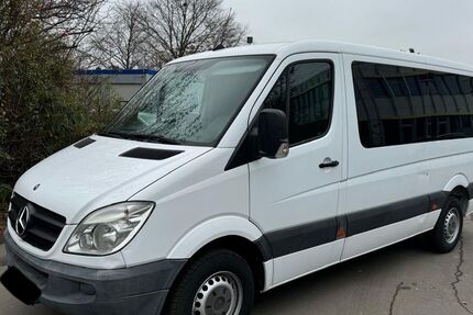 Mercedes-Benz Sprinter 210.000 km 8.900 € Hofheim am Taunus 65719