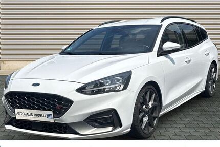 Ford Focus 95.800 km 17.880 &euro; Rüsselsheim 65428