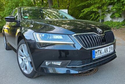 Skoda Superb 83.700 km 24.400 &euro; Bad Soden 65812