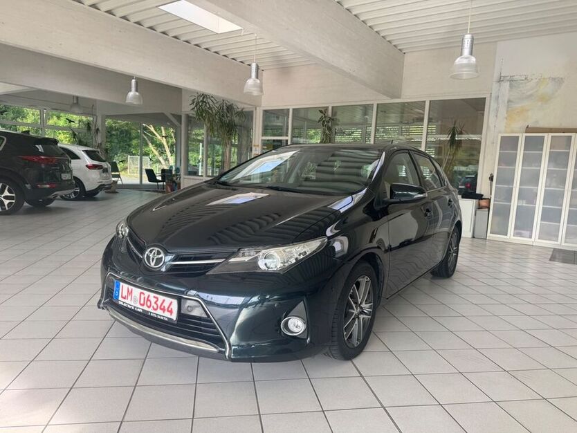 Auris