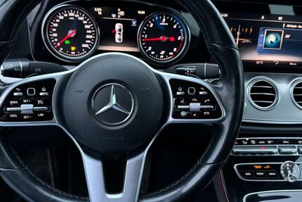 Mercedes-Benz E 220 236.389 km 17.000 &euro; Hochheim 65239