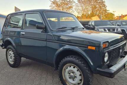 Lada Niva 17.000 km 8.900 &euro; Mainz-Kostheim 55246