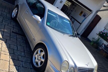 Mercedes-Benz CLK 200 209.540 km 5.250 € Schiesheim 65623
