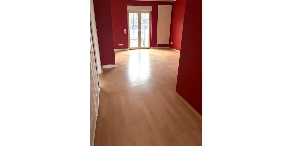 Wunderschöne, helle 4-Zimmer-Wohnung mit Ausblick ins Grüne 4 zimmer