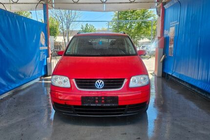 VW Touran 290.000 km 899 &euro; Mainz-Kastel 55252