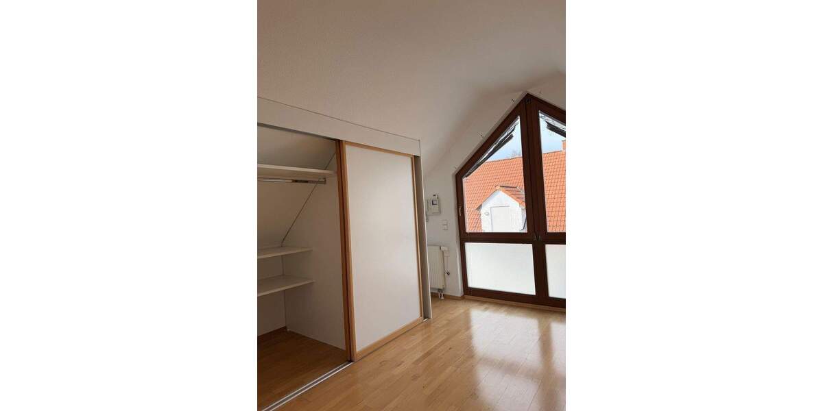 Einfamilienhaus Idstein - 8 Zimmer, 266 m&sup2;, 990.000&euro; | Angebot:25657464