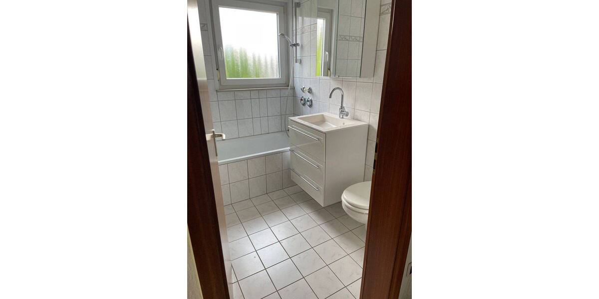 Mehrfamilienhaus, Wohnhaus Wiesbaden Mainz-Kostheim - 7 Zimmer, 232 m&sup2;, 640.000&euro; | Angebot:26866657