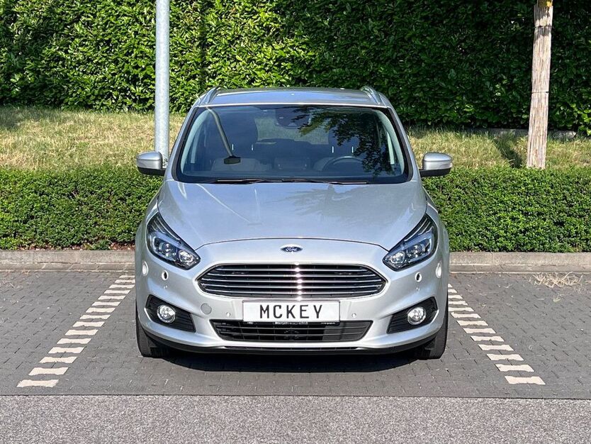 Ford S-Max 81.070 km 17.800 € Saulheim 55291