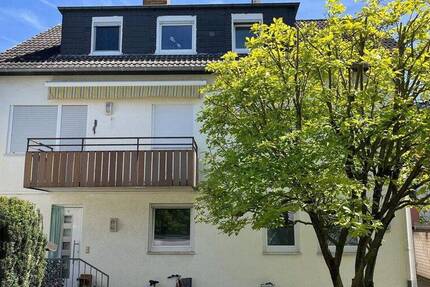 Haus Wiesbaden Mainz-Kostheim - 7 Zimmer, 232 m&sup2;, 640.000&euro; | Angebot:26866657