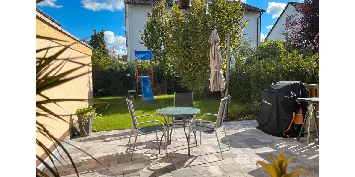 Doppelhaushälfte Hattersheim am Main - 5 Zimmer, 121 m&sup2;, 2.249&euro; | Angebot:26267906