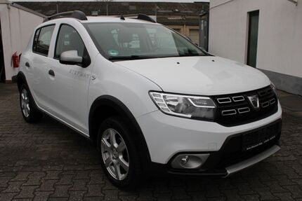 Dacia Sandero 106.000 km 9.999 &euro; Mainz-Kostheim 55246