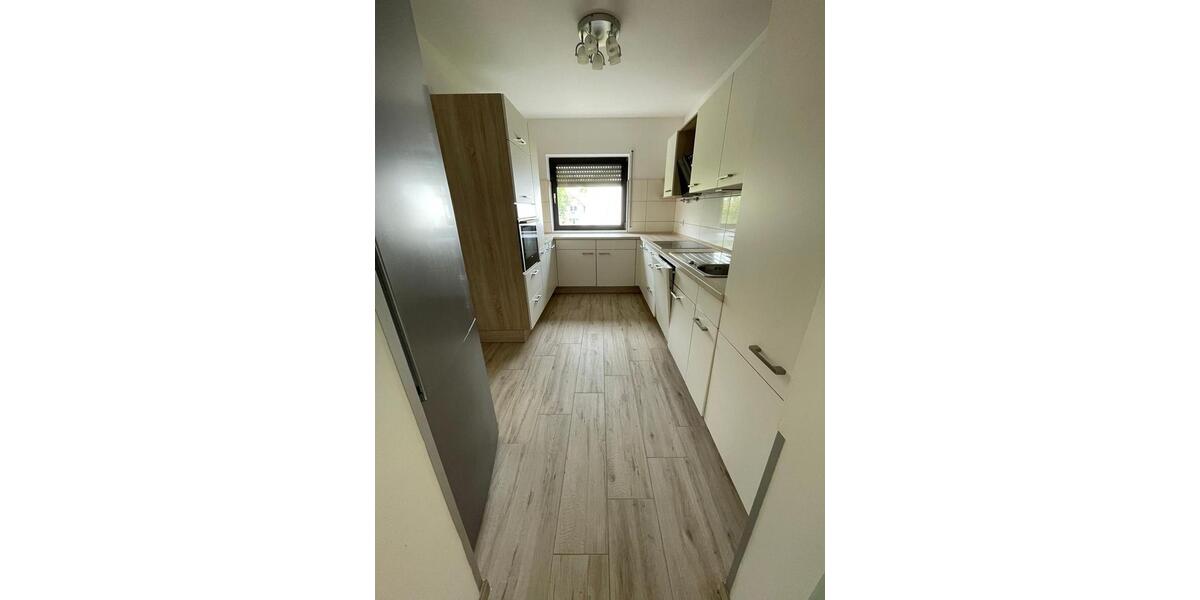 Reihenhaus Wiesbaden Südost - 5 Zimmer, 180 m&sup2;, 2.995&euro; | Angebot:26235543