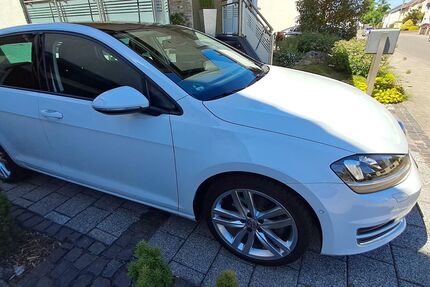 VW Golf 103.200 km 11.900 &euro; Ingelheim 55218