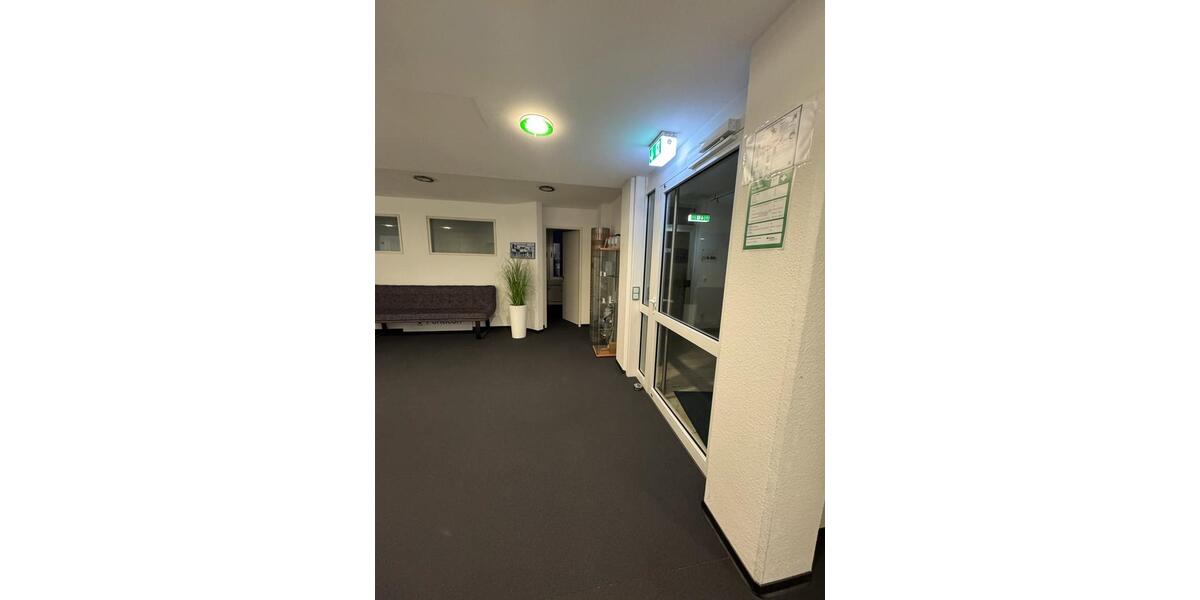 Moderne Büroflächen in Wiesbaden - hell, mit Stellplätzen zimmer