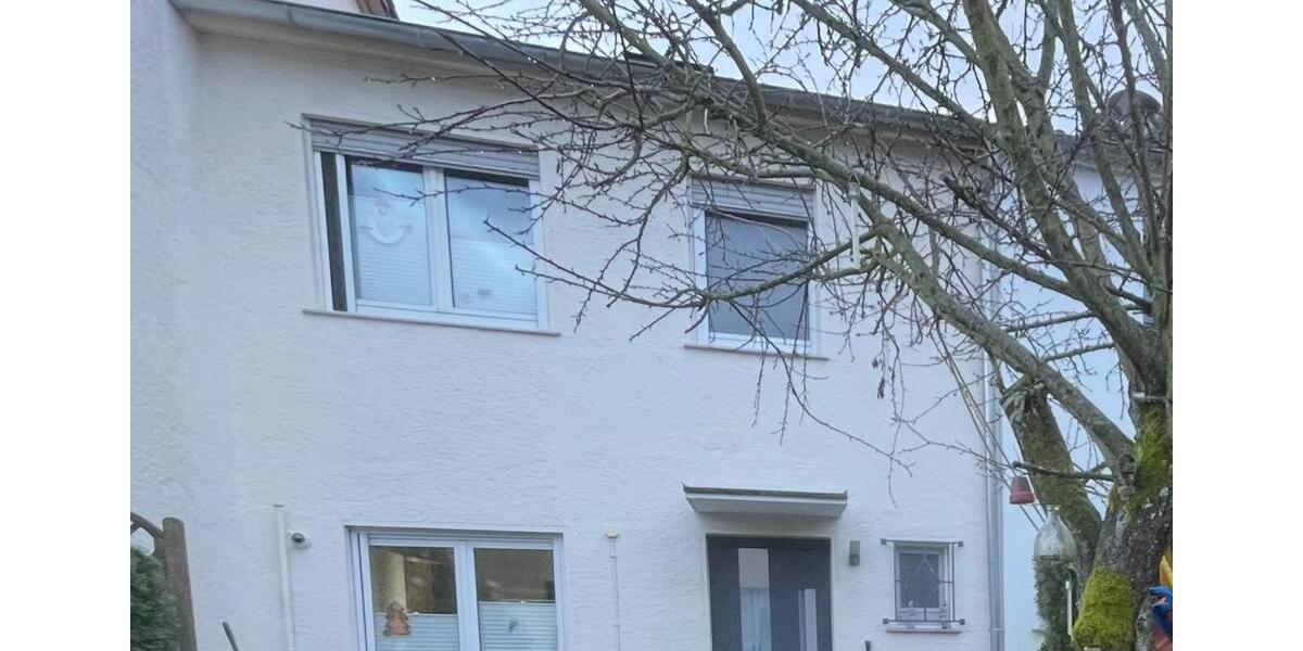 Reihenhaus Kelkheim (Taunus) - 4 Zimmer, 120 m&sup2;, 1.950&euro; | Angebot:24768045